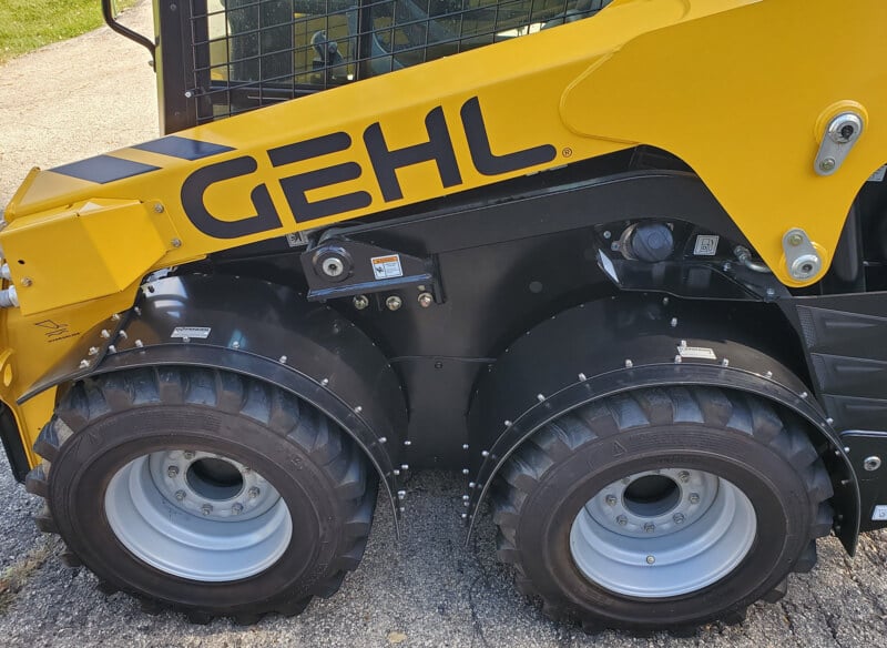 Gehl D-Fenders