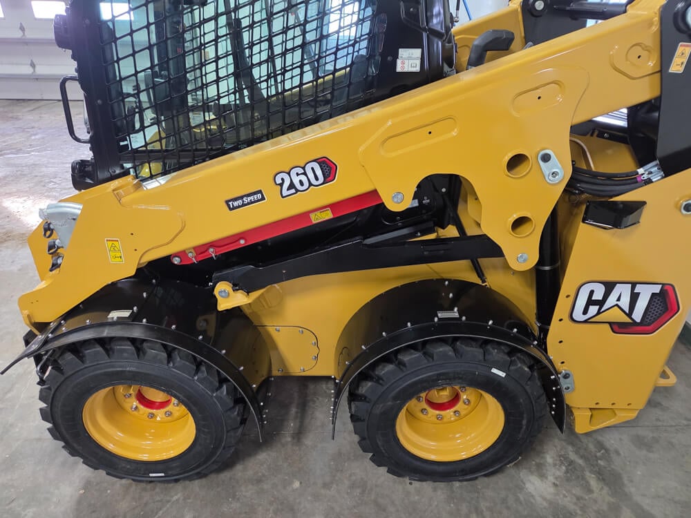 Caterpillar 260 Fender In Use