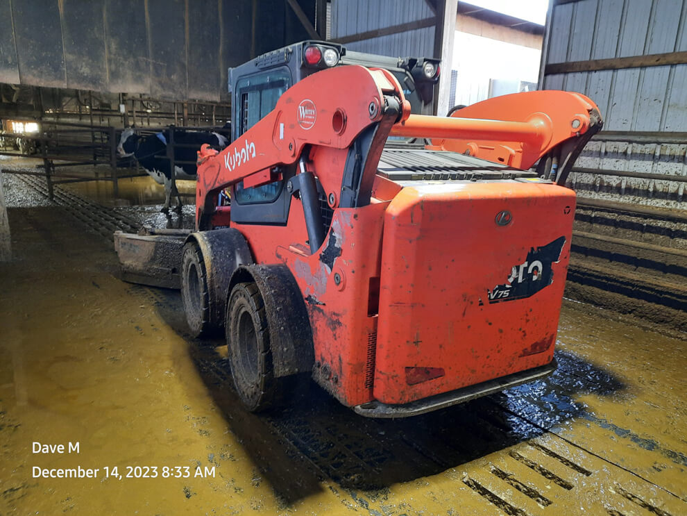 Kubota Skidloader using D-Fenders