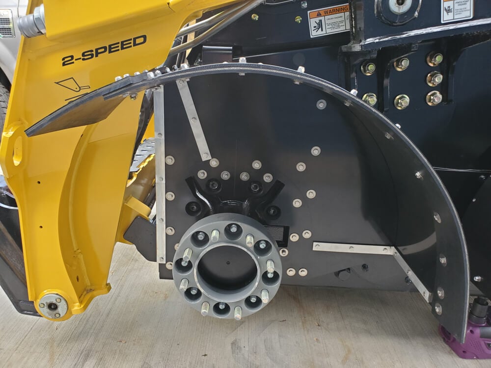 Gehl V230 Fender In Use