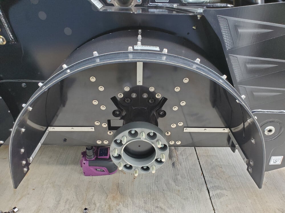 Gehl V230 Fender In Use