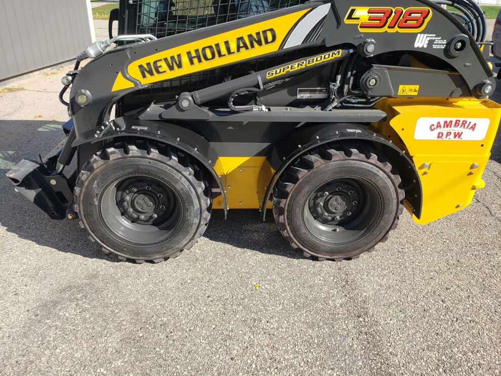 New Holland L318 Fender In Use
