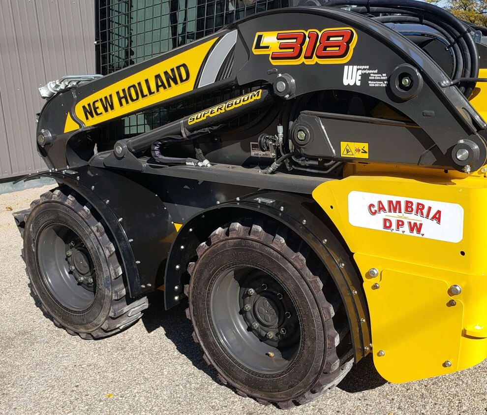 New Holland L318 Fender In Use